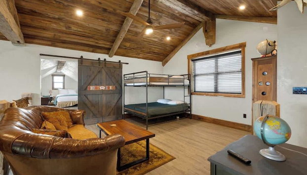 West End Luxury Retreat With Resort Style Pool and Hot Tub! - Foto 2, Habitación