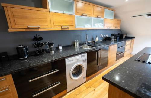 Spacious Two Bed Central Sunniside Penthouse Apartment - Foto 20