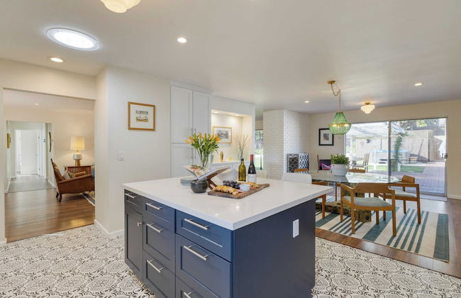 Hummingbird Haven by Avantstay Dog-friendly, Near the Beach, Huge Yard+hot Tub - Foto 19