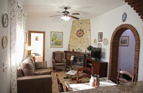 Casa Rural Típica Andaluza, WiFi,Piscina, Barbacoa, Aire Acondicionado, 5min Centros - Photo 10