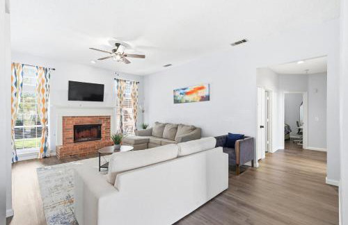 Bright and Cozy 4B Retreat in Frisco - Foto 20