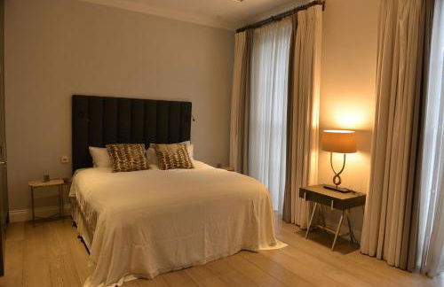 Luxury 4 Bedrooms 5 Baths 2 Receptions Family House with Garden Chelsea - Foto 42