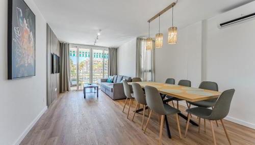 3-bedroom apartment in Playa de las Américas with AC, pool, parking - Foto 2