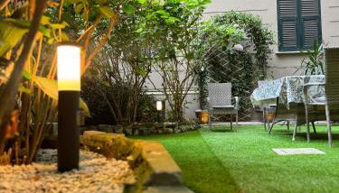 Lucy's Flowers - Photo 5, Garden view