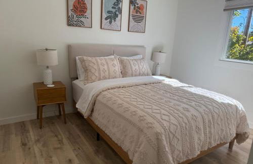 New cozy Fall foothill retreat in Boulder - Photo 9