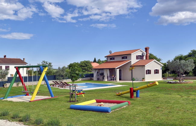 Modern Holiday Home With Pool in Marcana - Foto 11