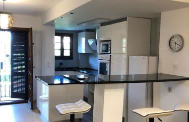 comfortable apartment in an elite area with a beautiful veranda - Foto 33