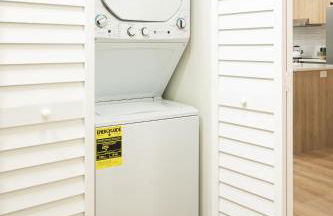 Velvet Bloom - Bubbling Spa Retreat with Sauna & Jacuzzi - Foto 26