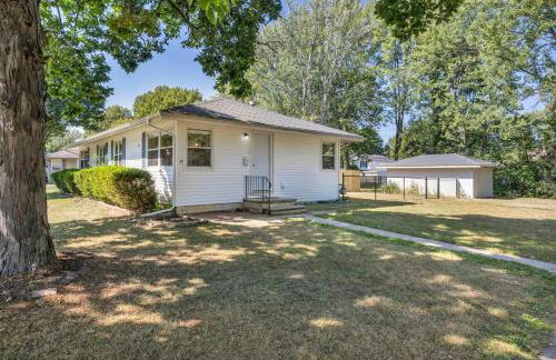 Fenced & Pet-Friendly! Modern 2BR Retreat! CLE-BW - Foto 2