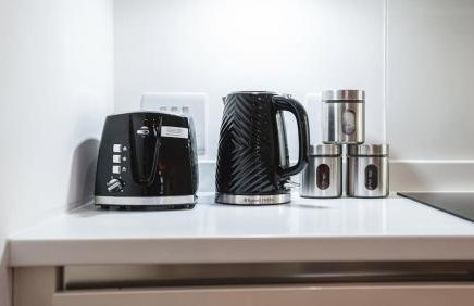 Modern 1BR - Parking Included -Sleeps 6 - Foto 2