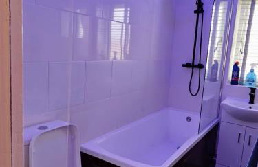 Barnsley cozy home - Foto 15