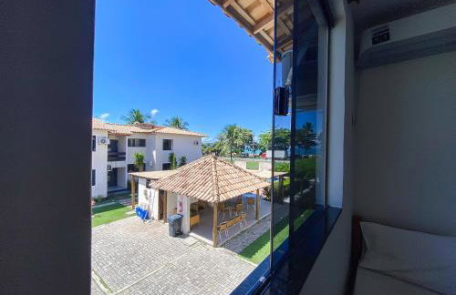 Aptos em condominio frente mar na praia de Taperapuã, atravessou a rua está na praia, aptos com 2 quartos com ar condicionado, internet privativa 300MBPS, 1 vaga de garagem, acomodam até 6 pessoas - Foto 69