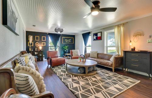 Sweeping Valley Views! 2-Acre Lorena Retreat - Foto 5