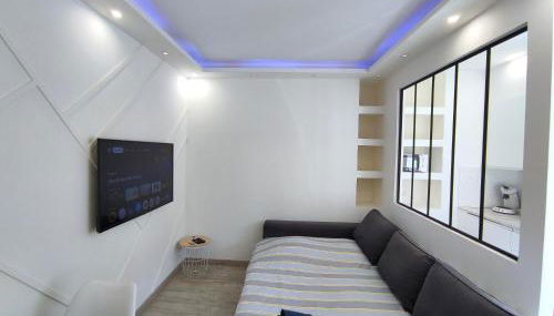 CinéLux - Appartement entier - Parking gratuit - Foto 5