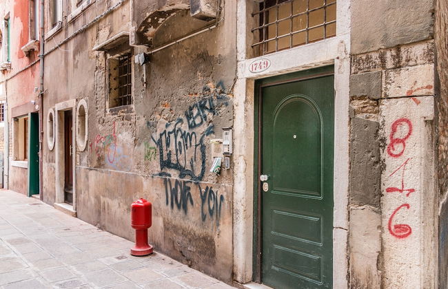 Family Colours near Rialto Mercato - Photo 1