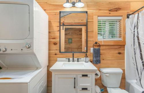 Modern Cabin in the Woods with Hot Tub - Photo 15