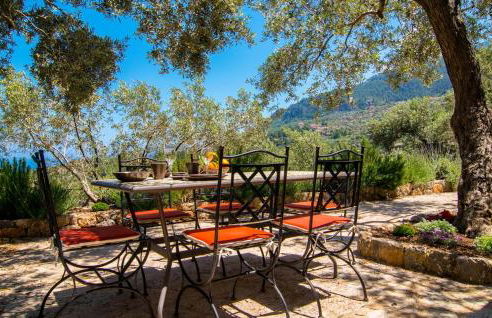 Beautiful Home In Deia With Private Swimming Pool, Can Be Inside Or Outside - Foto 23