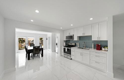 Dania Beach Unit 1 by PMI - Foto 12