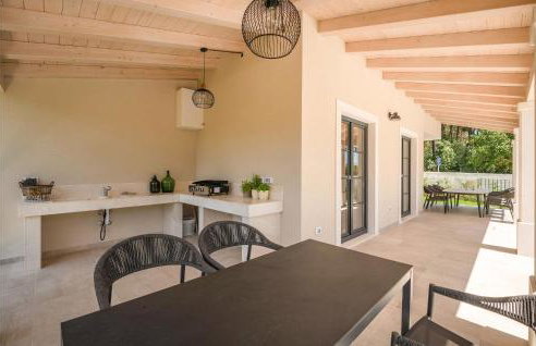 5 Bedroom Nice Home In Manjadvorci - Foto 16