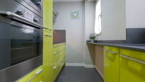 Apartamento Plaza de Castilla II - Urbano con Estilo y Funcional - Foto 5