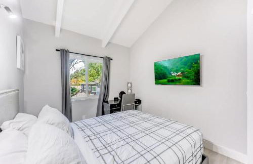 Luxury Family Home w AC and Patio near Meta and Stanford - Foto 20