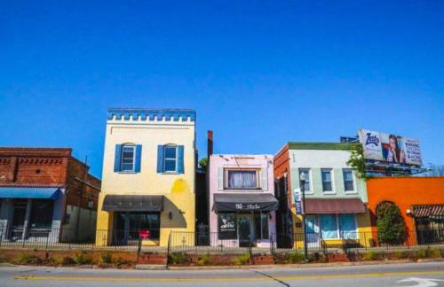 Urban Farmhouse-Sleeps 8 - Foto 11