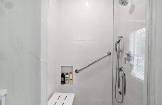 The Queen's Gambit I - Photo 6