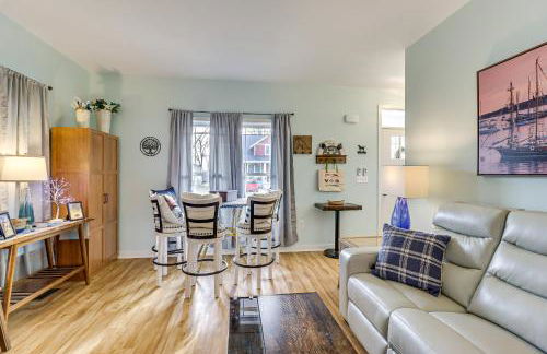 Walk to Bay Home with Fenced Yard in Colonial Beach - Foto 4