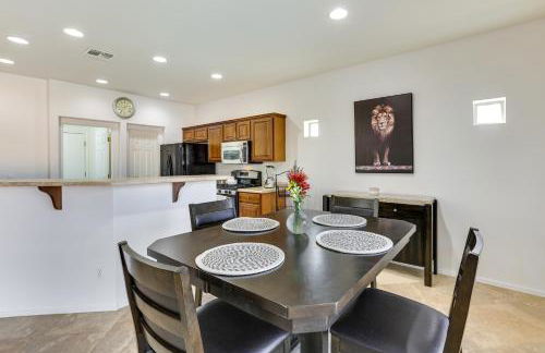 Pool, Game Room! Family-Friendly Surprise Retreat - Foto 6