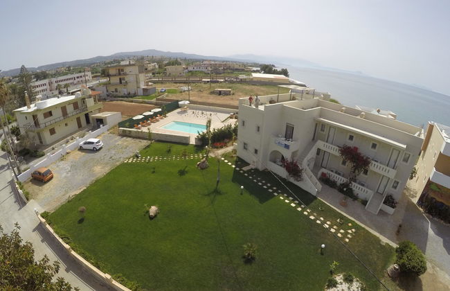 Almyra Apartments - Foto 2