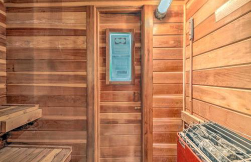 Unique and Modern Alto Home with Private Hot Tub! - Foto 29