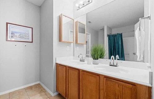 FIFA, Universal Kids, PGA, Pets, Remote Work - Foto 22