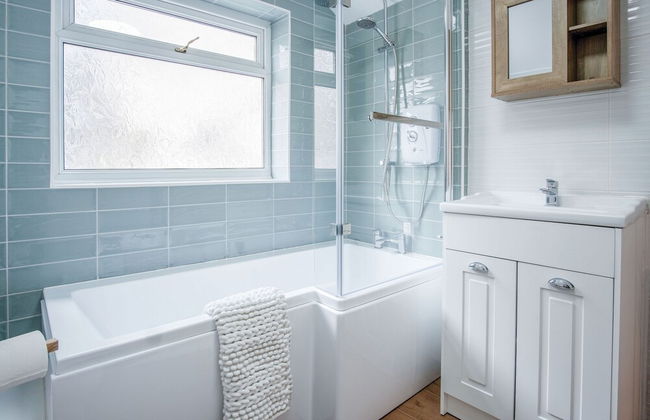 Castle Square - 2 Bedroom - Mumbles - Photo 42