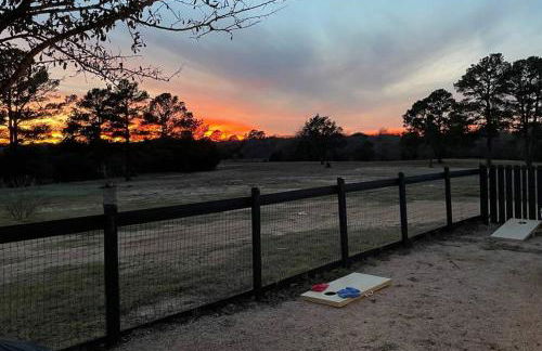 Colorado river access, game room & swimming pool - Photo 22