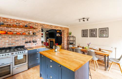 Swift Host - 3 Bed - Outskirts of Norwich - Parking - Garden - Foto 16