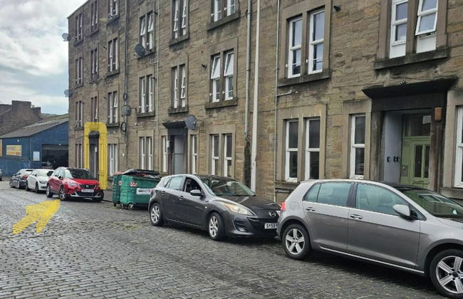 Dundee - 1 Bed - Sleeps 4 - Pet Friendly - Photo 18