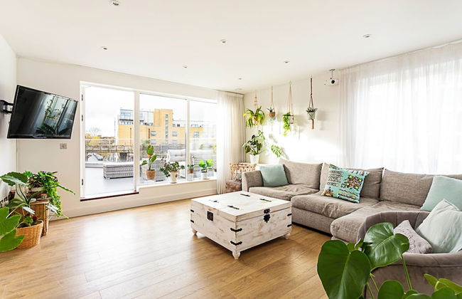 Quiet and Spacious Four Bedroom House - Foto 30