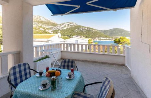 Two-Bedroom Apartment In Klek - Photo 1