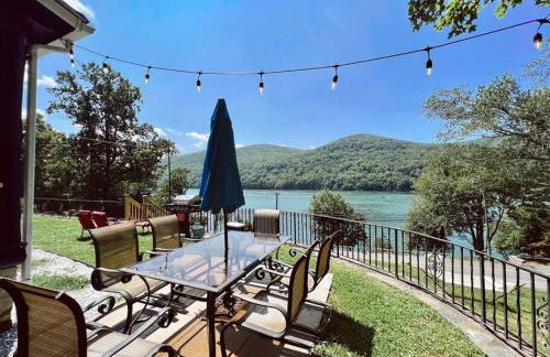 Blue House, King Bed, Grill, Pool Table, Air Hockey, Ping Pong - Foto 8