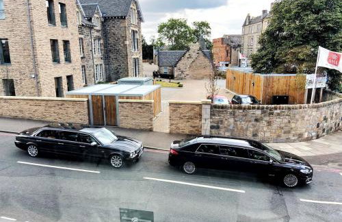 Two-bedroom city retreat close to top sites - Foto 11