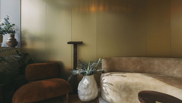 Coin salon dans le hall