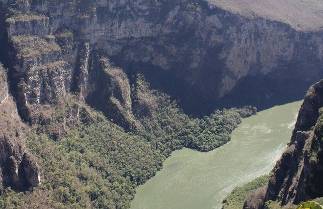 Sumidero-Schlucht und Chiapa de Corzo auf Spanisch - Foto 1