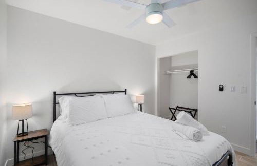 Large Pool With Diving Board, Remodeled 3bdrm, Near State Farm STDM and More! - Foto 15