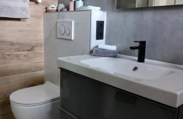 Stilvolle zwei Etagenwohnung, Parkplatz - Foto 15