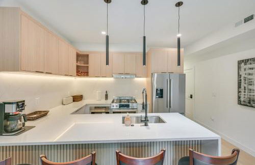 Near Biotechs and MIT Cozy Condo with Fireplace - Foto 2