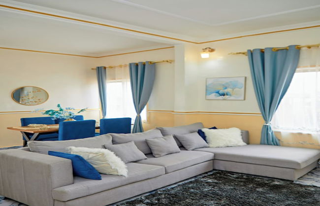 Charming Yaoundé Apartment With City Views - Foto 13