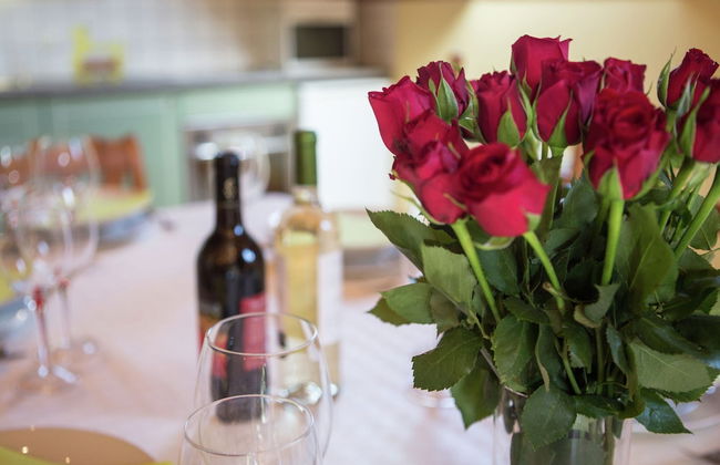 Spacious, Atmospheric Upper Floor of a Farmhouse With Garden - Foto 13