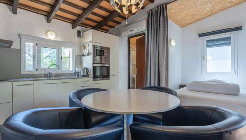 Sea près des golfs - Oleander - Foto 4