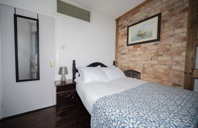 Quirky Apt - Sleeps 6 - Coastal Area - Parking - Foto 5