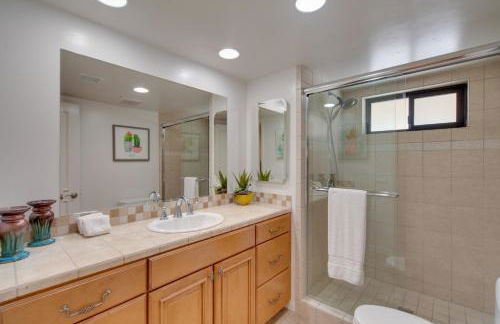 Pet-Friendly Stay with Patio in Palm Desert Resort! - Foto 17